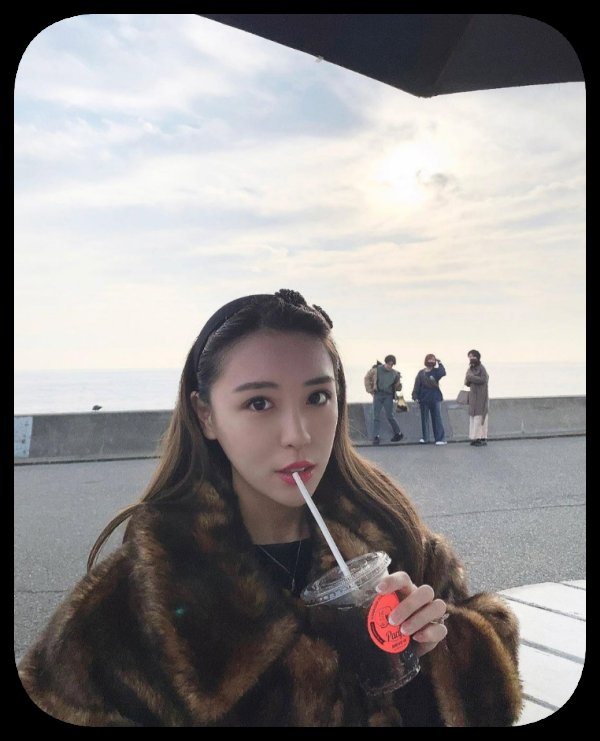 Model photo 1